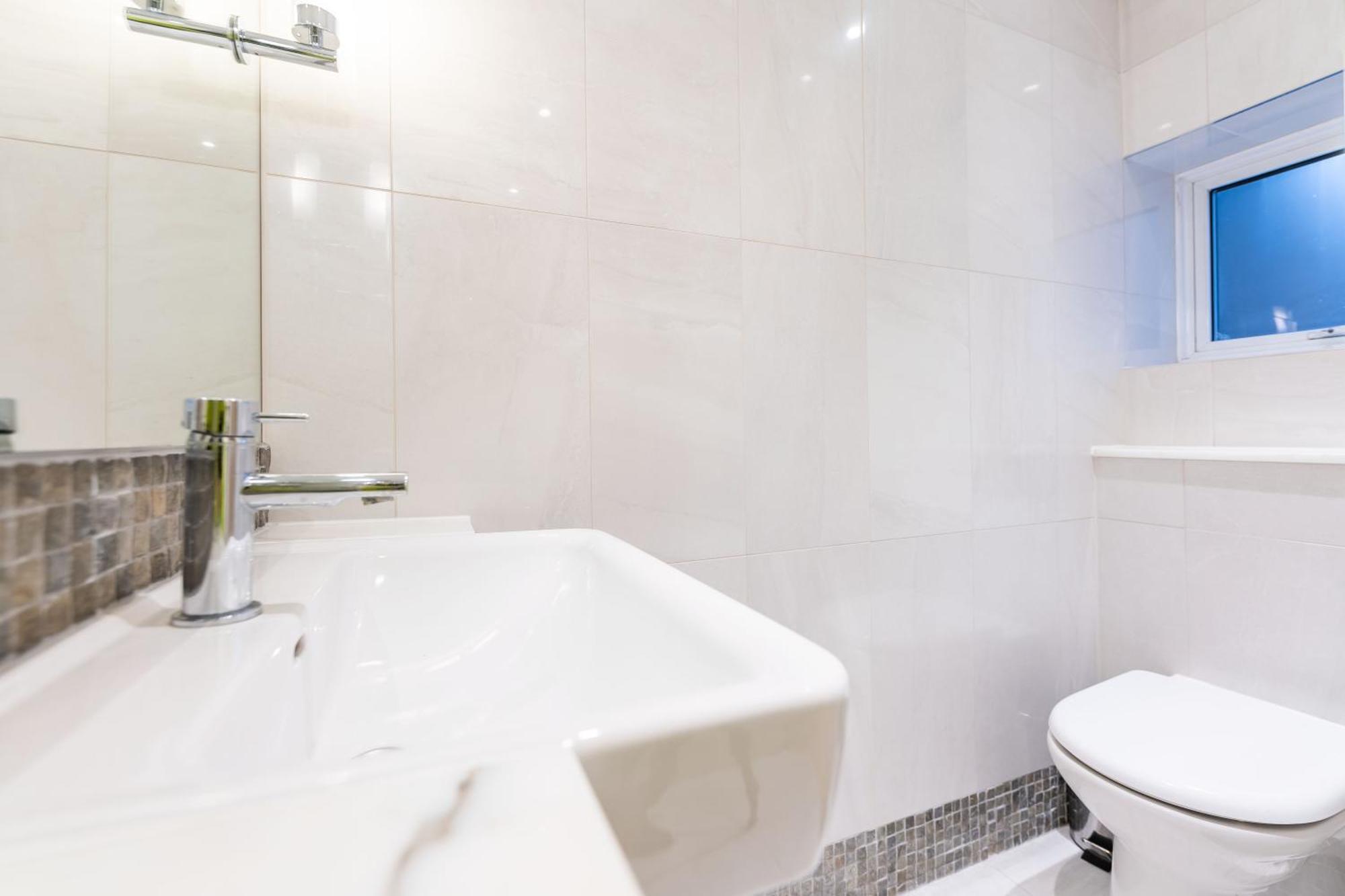 Luxury 6 Bedroom House In Southwick Street London Exteriör bild