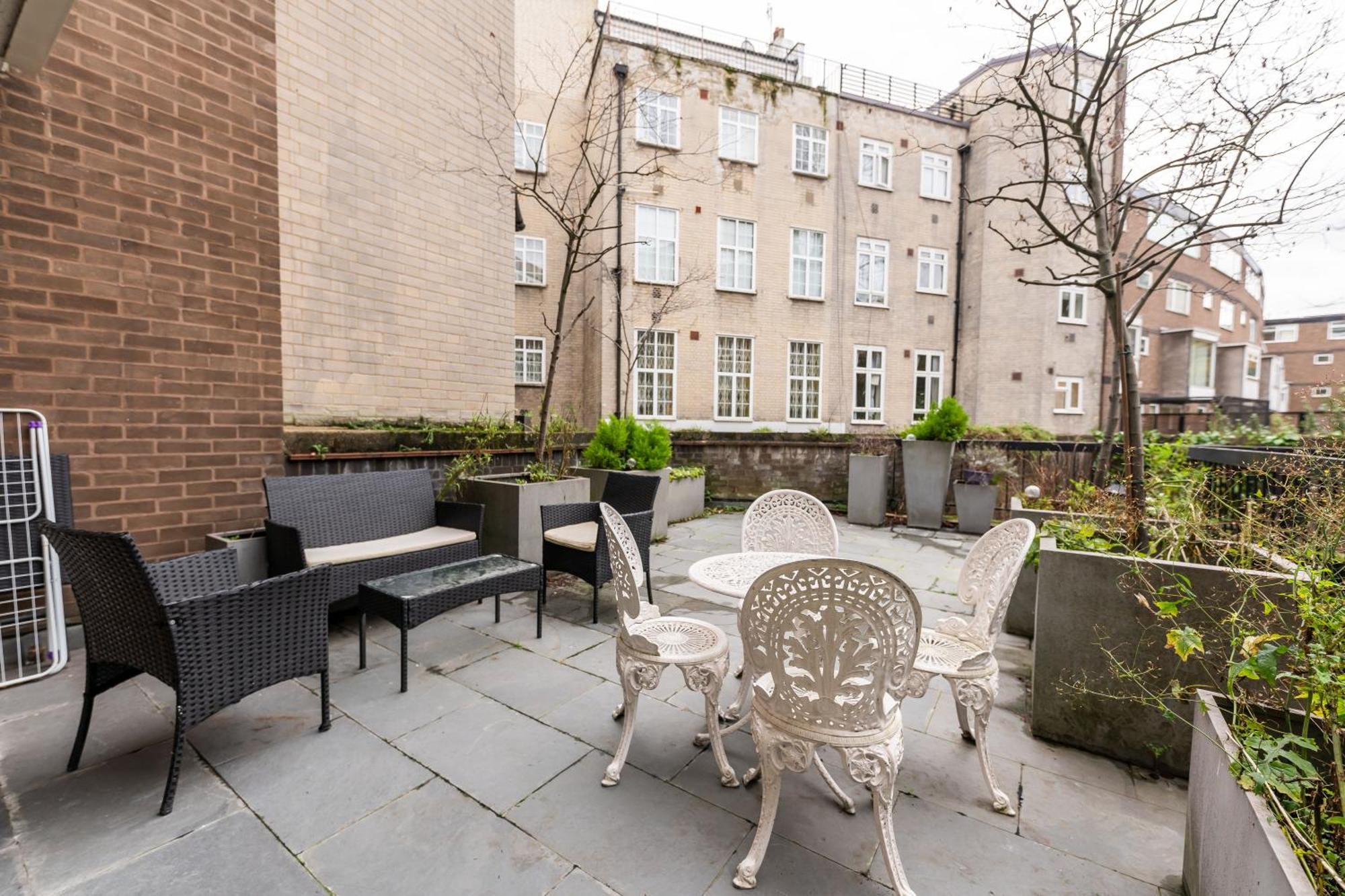 Luxury 6 Bedroom House In Southwick Street London Exteriör bild