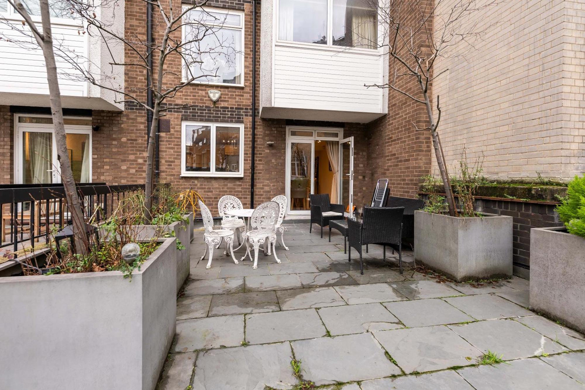 Luxury 6 Bedroom House In Southwick Street London Exteriör bild