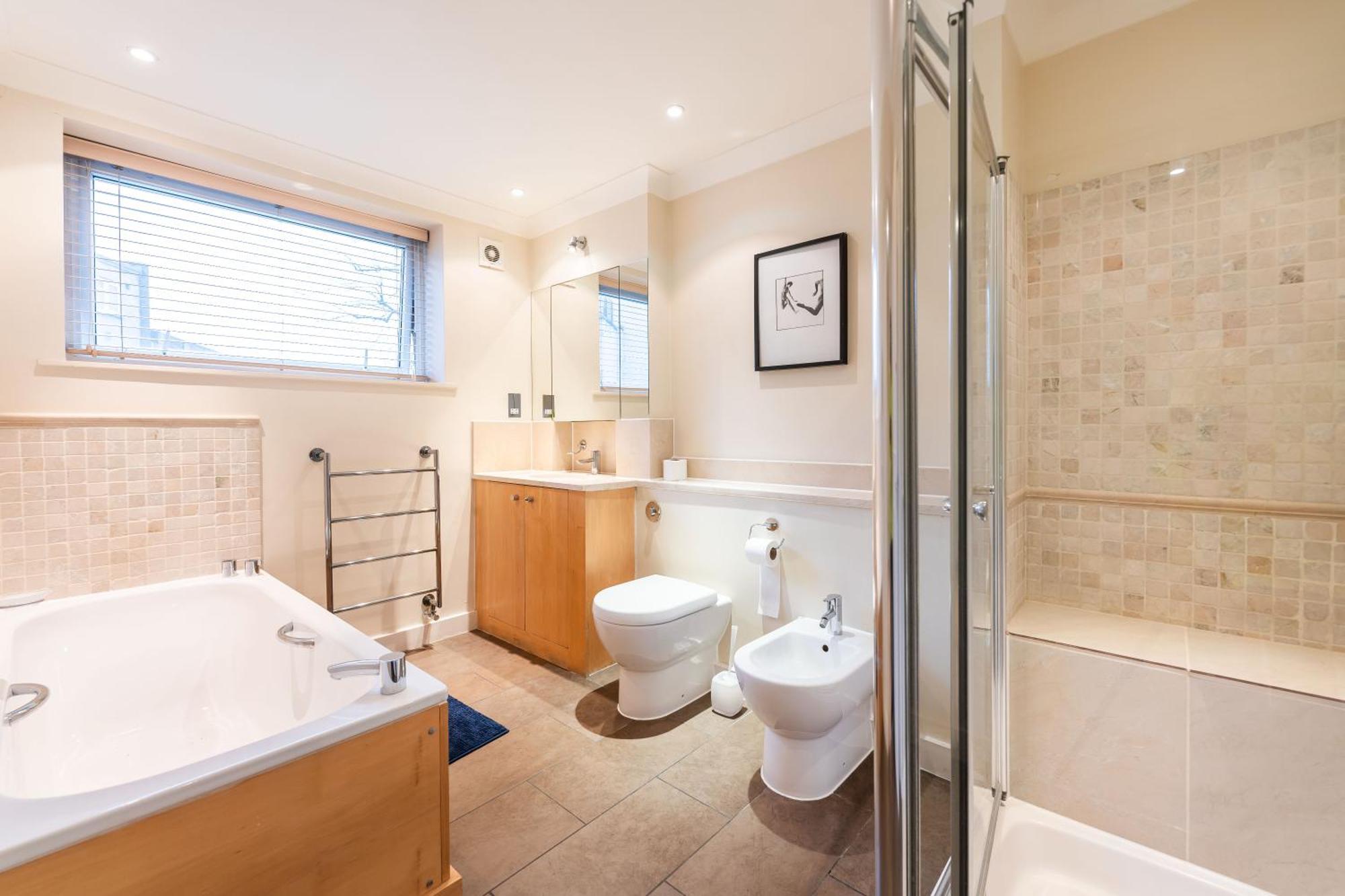 Luxury 6 Bedroom House In Southwick Street London Exteriör bild